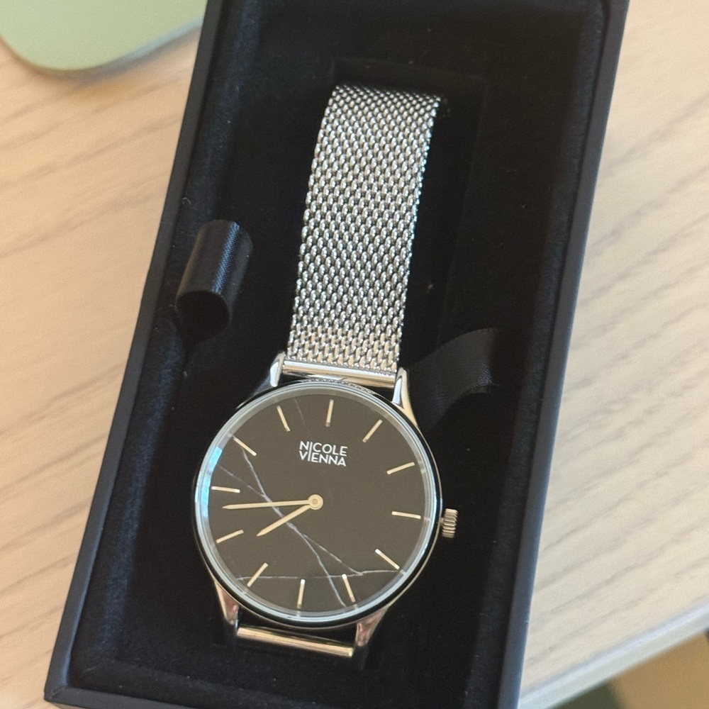 Nicole Vienna Watch - Picture 3 of 5
